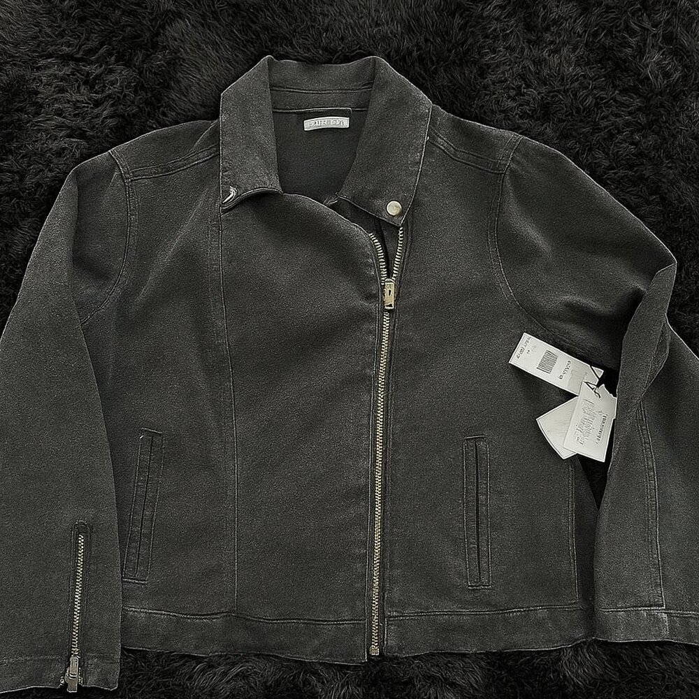 Black/Grey (stone wash) 2X Old Navy jean jacket
